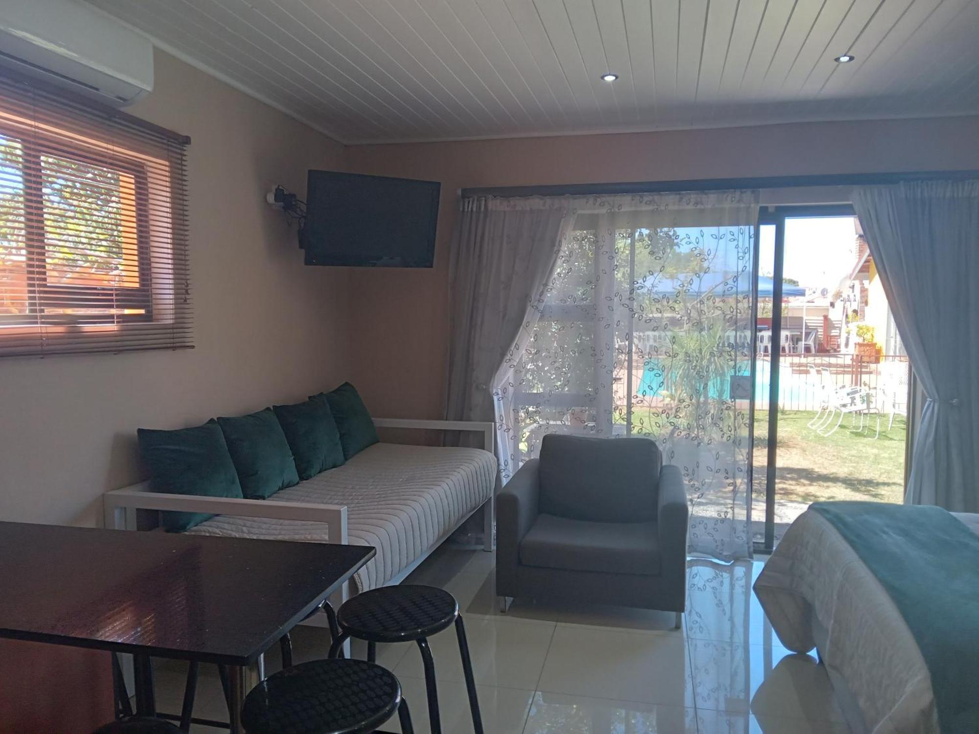 Sonhos Dreams Self Catering Garden Cottages Bloemfontein Room photo