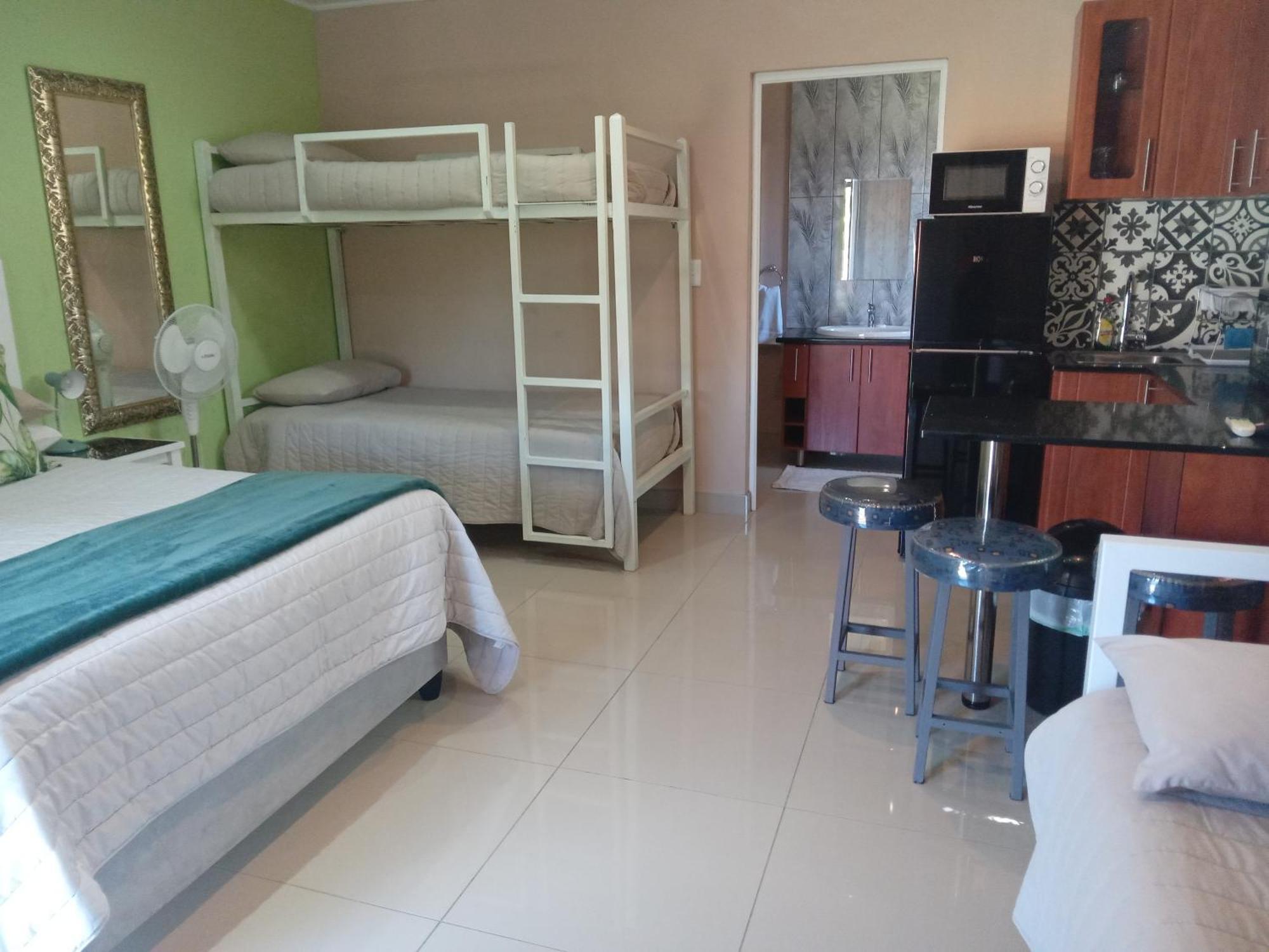 Sonhos Dreams Self Catering Garden Cottages Bloemfontein Room photo